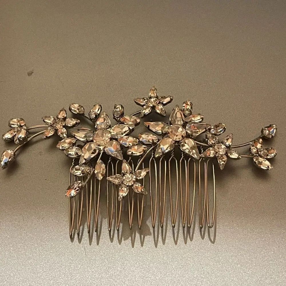 NWTβINCβInternationalΒ Conceptsβcrystalβrhinestoneβflowerβhairβcomb